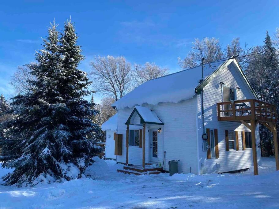 Le Jazz- Chalet Rustique/Chic Avec Spa Notre-Dame-Des-Bois Ngoại thất bức ảnh