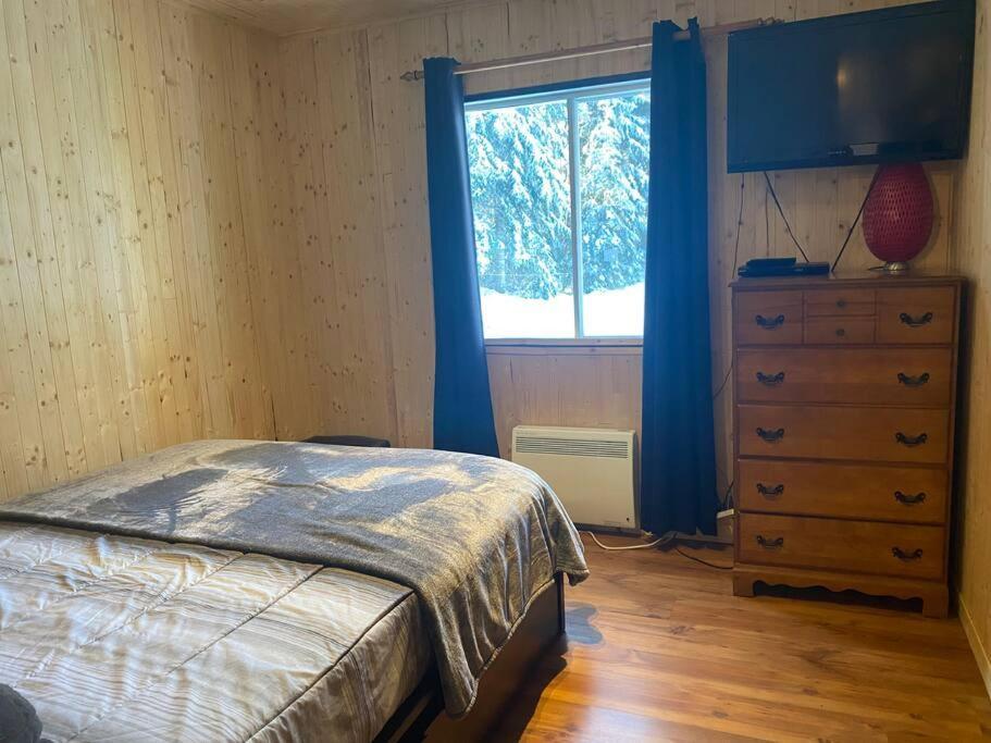 Le Jazz- Chalet Rustique/Chic Avec Spa Notre-Dame-Des-Bois Ngoại thất bức ảnh